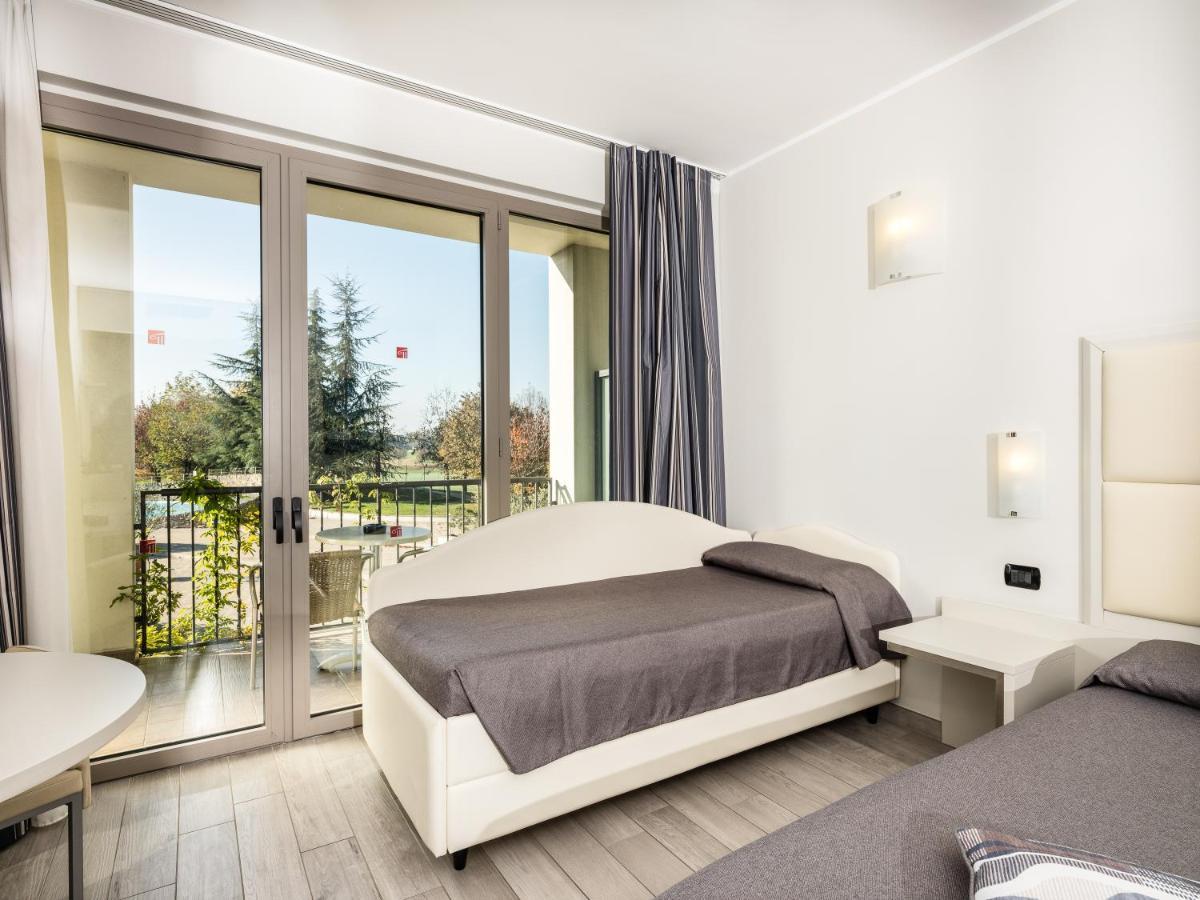 Parc Hotel 4*