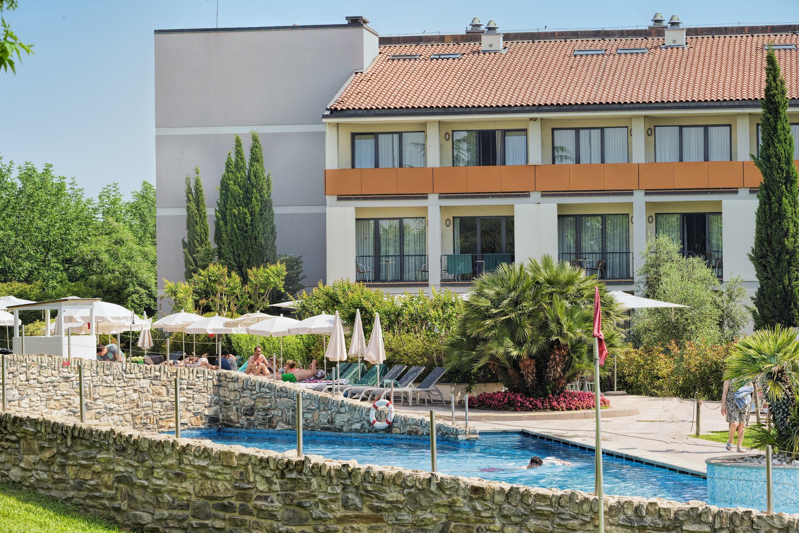 Parc Hotel 4*